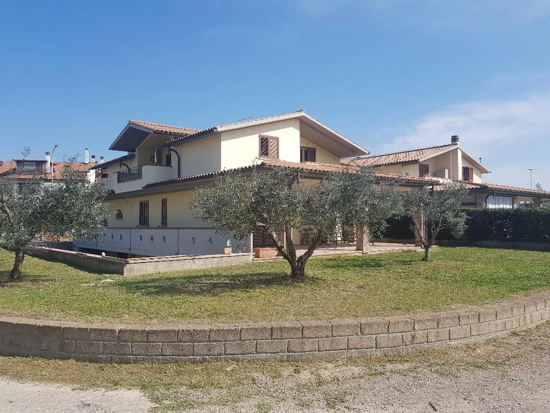 Villa Bifamiliare